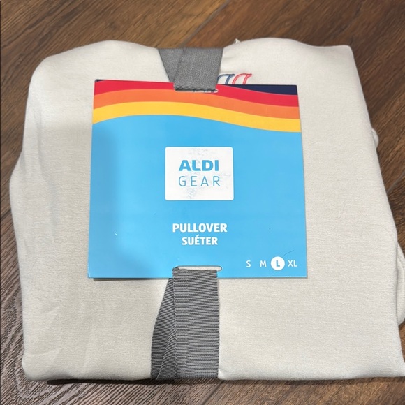Aldi Gear Cream Pullover - Picture 1 of 2